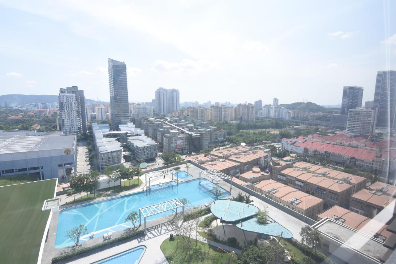 Cozy Homestay With Wifi @Encorp Strand Mall @Alpha Ivf Petaling Jaya Dış mekan fotoğraf
